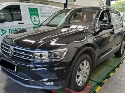 Gebraucht VW Tiguan Highline 190 PS (139 kW) 2020 Schwarz SUV