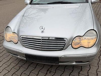 Gebraucht Mercedes 240 170 PS (125 kW) 2000 Grau Limousine