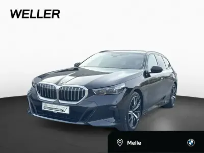 Second-hand BMW 520 M Sport 197 CP (144 kW) 2025 Negru Break