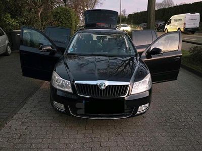 Gebraucht Skoda Octavia 102 PS (75 kW) 2011 Schwarz Limousine