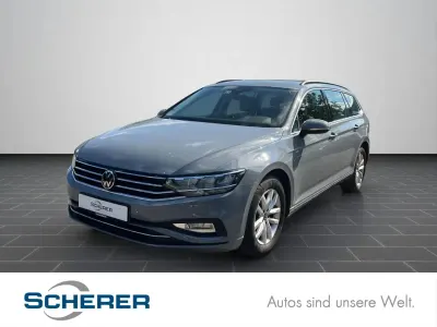 Gebraucht VW Passat Business 150 PS (110 kW) 2023 Mondsteingrau Kombi