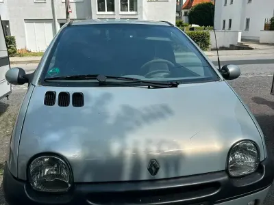 Gebraucht Renault Twingo 75 PS (55 kW) 2001 Silber Kleinwagen