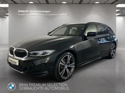 Gebraucht BMW 320 Sport Line 163 PS (119 kW) 2024 Schwarz Limousine