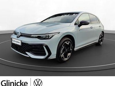 Neu VW Golf VIII R-line 150 PS (110 kW) 2025 Blau Limousine