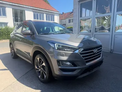 Gebraucht Hyundai Tucson Premium 136 PS (100 kW) 2019 Grau SUV