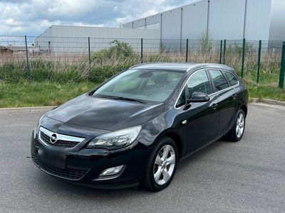 gebraucht Opel Astra Sports Tourer 1,4*1.Hand*Scheckheftgepflegt