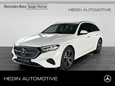 Weiß Gebraucht 2025 Mercedes E220 Avantgarde Limousine | 49.978 € (Fairer Preis)