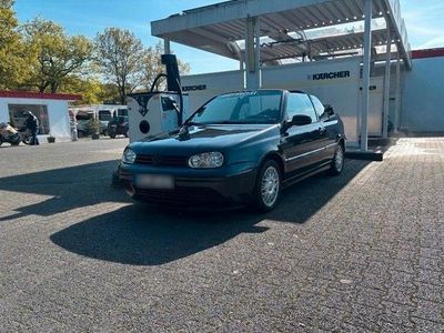 Gebraucht VW Golf Cabriolet 90 PS (66 kW) 2000 Schwarz Cabrio