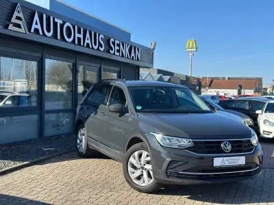 Gebraucht VW Tiguan Life 150 PS (110 kW) 2023 Grau SUV