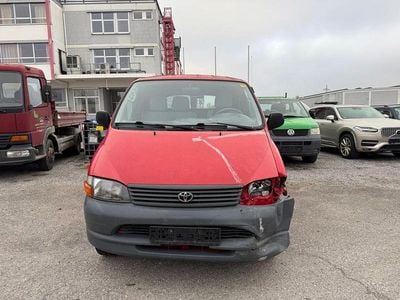 Gebraucht Toyota HiAce 102 PS (75 kW) 2005 Rot Van / Kleinbus