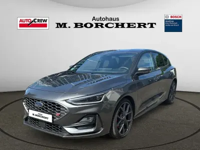 Gebraucht Ford Focus ST 280 PS (205 kW) 2025 Magneticgrau (metallic) Limousine