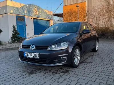 Gebraucht VW Golf VII LOUNGE 110 PS (80 kW) 2015 Grau Limousine