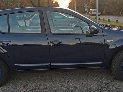 Gebraucht Dacia Sandero Lauréate 75 PS (55 kW) 2012 Blau Limousine