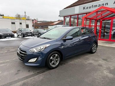 Blau Gebraucht 2016 Hyundai i30 Limousine | 5.500 € (Superpreis)