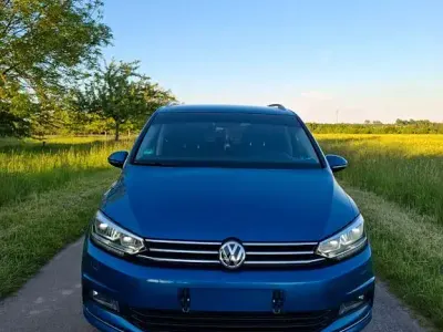 Gebraucht VW Touran Highline 150 PS (110 kW) 2017 Blau Van / Kleinbus