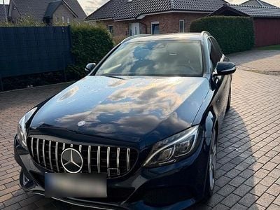 Gebraucht Mercedes C400 333 PS (244 kW) 2015 Blau Kombi