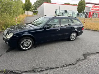 Gebraucht Mercedes E280 190 PS (139 kW) 2006 Blau Kombi