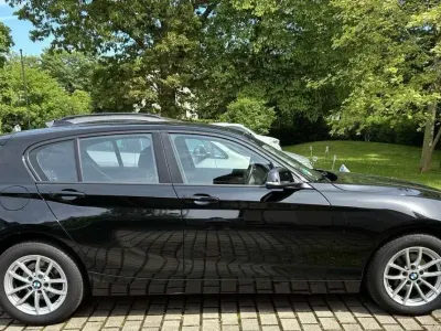Używany BMW 118 Advantage 136 KM (100 kW) 2017 Czarny Hatchback