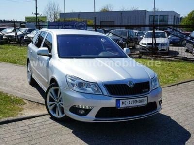 Gebraucht Skoda Octavia RS 170 PS (125 kW) 2012 Silber metallic Kombi