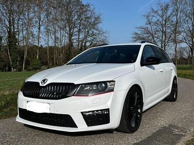 Gebraucht Skoda Octavia RS 220 PS (161 kW) 2014 Weiß Kleinwagen