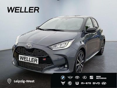 Grau Neu 2025 Toyota Yaris Hybrid Sport Limousine | 27.480 € (Guter Preis)
