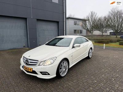 Usata Mercedes E350 Elegance 294 CV (216 kW) 2009 Bianco Coupé