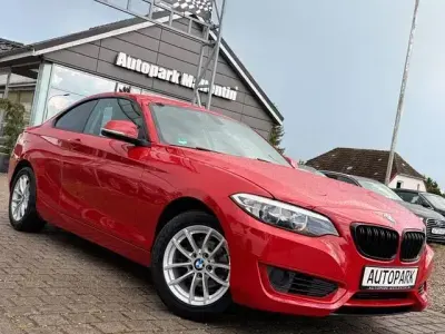Gebraucht BMW 218 Sport Line 136 PS (100 kW) 2017 Rot Coupé