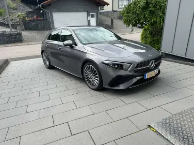 Używany Mercedes A220 Advanced Plus 190 KM (139 kW) 2024 Szary Sedan/Limuzyna