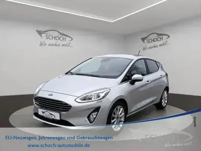 Używany Ford Fiesta Titanium 101 KM (74 kW) 2020 Srebrny Hatchback