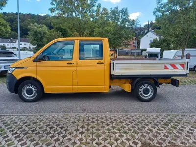 Gebraucht VW T6.1 150 PS (110 kW) 2021 Gelb Van