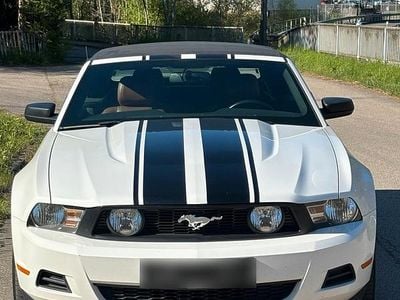 Second-hand Ford Mustang 308 CP (226 kW) 2012 Alb Cabrio