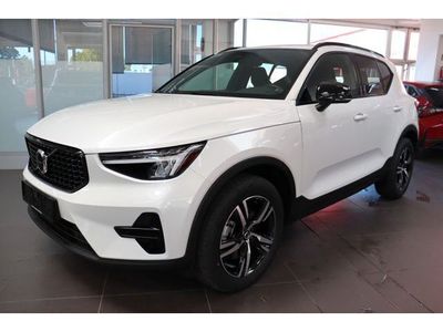 gebraucht Volvo XC40 B4 Plus Dark FWD e.Heck H&K Navi LED Shz