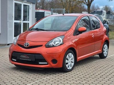 Gebraucht Toyota Aygo Connect Style 68 PS (50 kW) 2012 Tabasco orange Kleinwagen