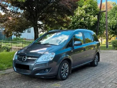 Gebraucht Opel Zafira 110 PS (80 kW) 2010 Grau Van / Kleinbus