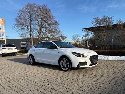Polar white / sol Gebraucht 2019 Hyundai i30 N Line Limousine | 12.990 € (Guter Preis)