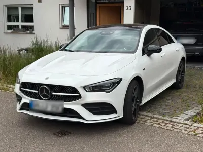 Gebraucht Mercedes CLA250e AMG line 218 PS (160 kW) 2021 Weiß Limousine