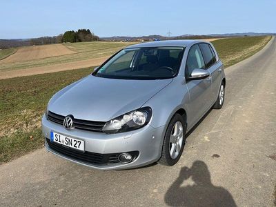 Gebraucht VW Golf VI Team 80 PS (58 kW) 2010 Silber Kleinwagen