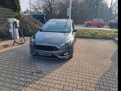 Gebraucht Ford Focus ST-Line 182 PS (133 kW) 2018 Grau Kombi