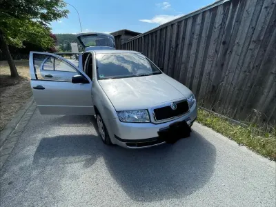 Gebraucht Skoda Fabia 60 PS (44 kW) 2002 Grau Limousine