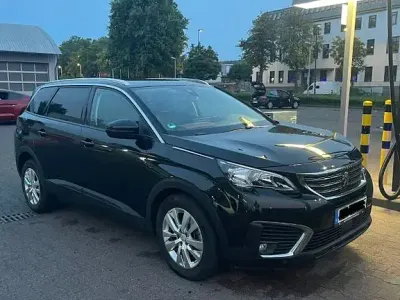 Gebraucht Peugeot 5008 Active 131 PS (96 kW) 2017 SUV