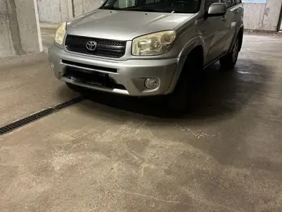 Brugt Toyota RAV4 150 HK (110 kW) 2004 Sølv SUV