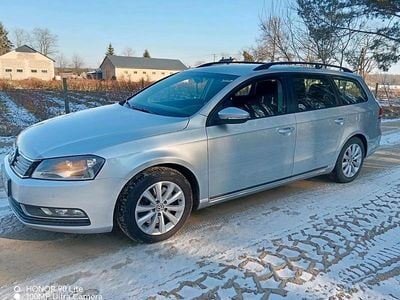 Gebraucht VW Passat 105 PS (77 kW) 2011 Silber Kombi