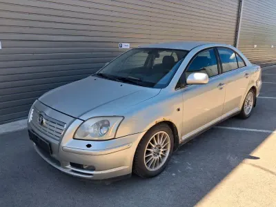 Gebraucht Toyota Avensis Terra 110 PS (80 kW) 2003 Silber Limousine