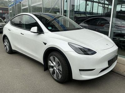 Begagnad Tesla Model Y 378 kW (514 HK) 2023 Vit SUV
