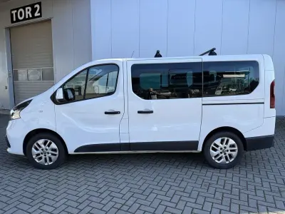 Usata Nissan NV300 Premium Edition 145 CV (106 kW) 2018 Bianco Furgone