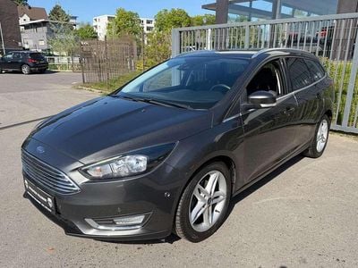 Second-hand Ford Focus Titanium 125 CP (91 kW) 2018 Gri Break