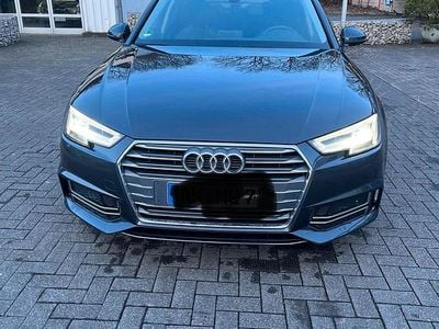 Gebraucht Audi A4 S-Line 140 PS (102 kW) 2017 Andere farben Kombi
