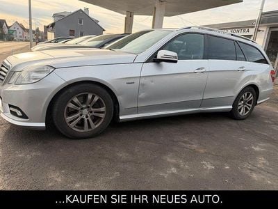 Silber Gebraucht 2010 Mercedes E250 AMG line Kombi | 7.800 € (Guter Preis)