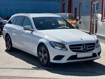 Weiß Gebraucht 2020 Mercedes C220 Limousine | 20.995 € (Guter Preis)