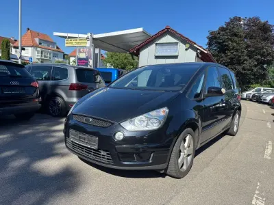 Gebraucht Ford S-MAX Titanium 140 PS (102 kW) 2009 Schwarz Van / Kleinbus